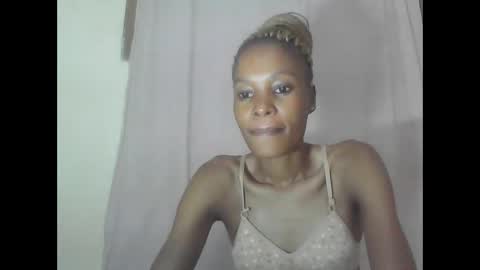 ESTHER online show from 11, 2, 2025