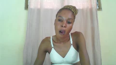 ESTHER online show from 11, 2, 2025