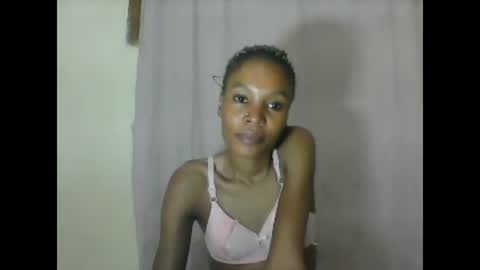 ESTHER online show from 1, 3, 2025