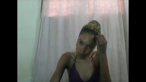 ESTHER online show from 3, 3, 2025
