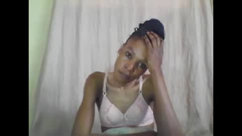 ESTHER online show from 10, 3, 2025