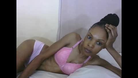 ESTHER online show from 17, 9, 2025
