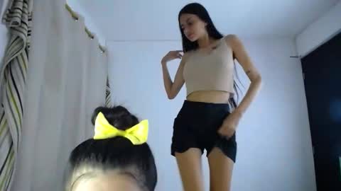 Caro  Lily online show from 17, 9, 2025