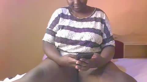 Snapshot of sweetrose2049 chatting on 19, 2, 2026 Rose Watetu online show from 19, 2, 2026