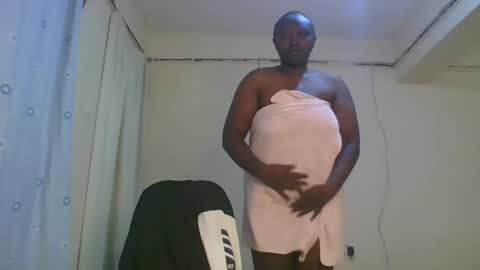 Snapshot of sweetrose2049 chatting on 14, 3, 2026 Rose Watetu online show from 14, 3, 2026