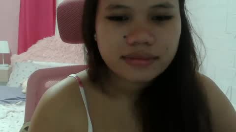 Snapshot of sweetsexy18 chatting on 13, 2, 2025 sweetsexy18 online show from 13, 2, 2025