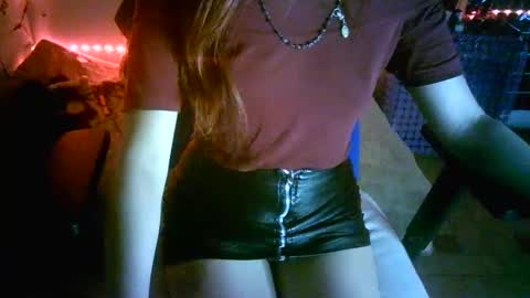 Snapshot of sweetsin_21 chatting on 20, 1, 2025 MEGHAN LOPEZ online show from 20, 1, 2025