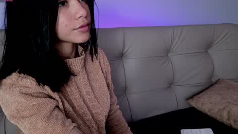    online show from 1, 2, 2025