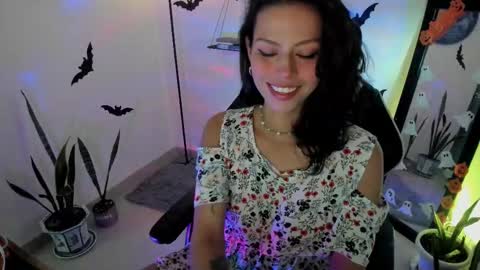  shamanta Independent modelHelp me reach 100 thumbs up  online show from 8, 10, 2025