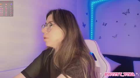 Veronica Independent Model online show from 10, 11, 2025