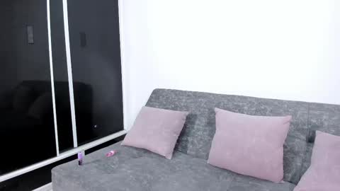 ALONDRA online show from 5, 10, 2025