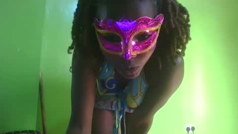 Snapshot of sweetwipe_africana14 chatting on 13, 2, 2026 Essy online show from 13, 2, 2026