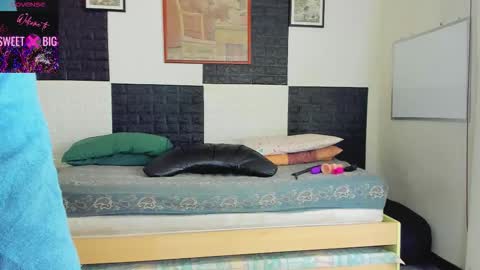 Alyssa  Matt . Nice to meet you  thumb up me please its important online show from 13, 10, 2025