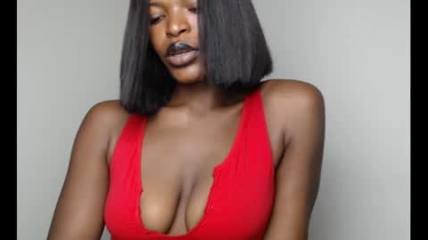 sweetxxboobsx online show from 5, 11, 2025