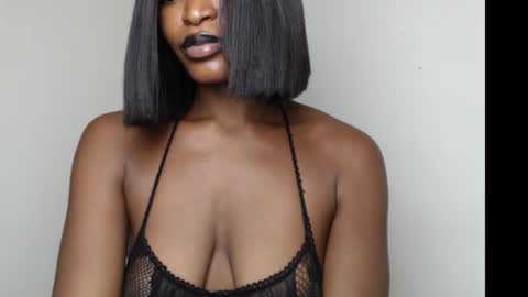 sweetxxboobsx online show from 28, 11, 2025