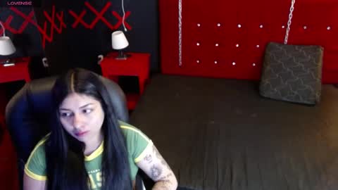 Ashley 3 online show from 18, 1, 2025