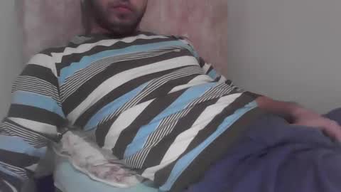 sweety_boy21 online show from 2, 1, 2025