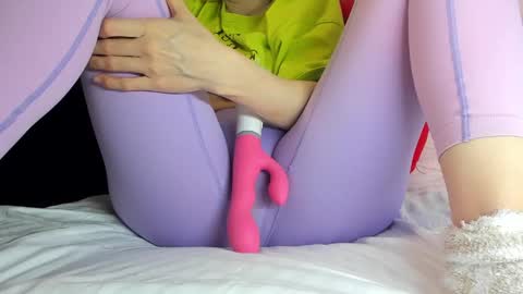 Mia online show from 4, 1, 2025