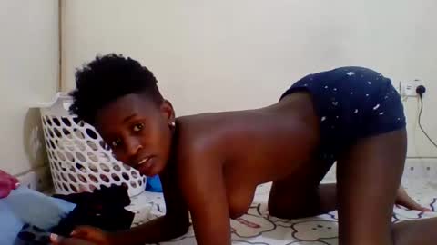 sweety_petite online show from 22, 10, 2025