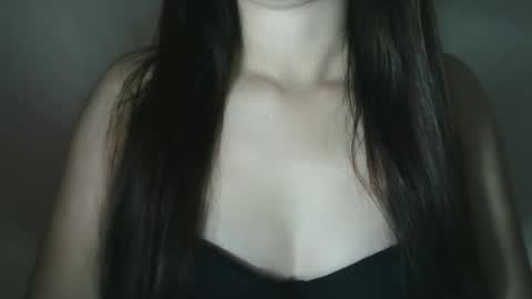 sweety_princess15 online show from 9, 9, 2025