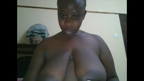 sweetyass25 online show from 17, 10, 2025