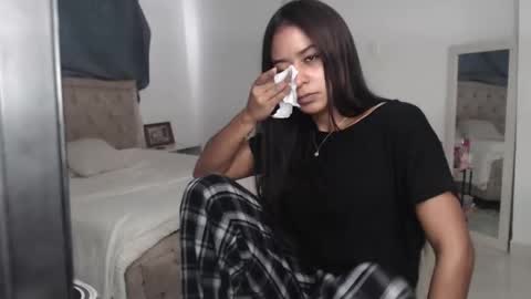 Snapshot of sweetyaya_ chatting on 10, 9, 2025 yaya online show from 10, 9, 2025