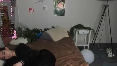 sweetydeviliya online show from 22, 2, 2025