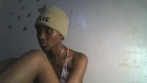 Snapshot of sweetypussy01 chatting on 10, 10, 2025 sweetypussy01 online show from 10, 10, 2025