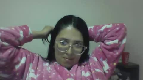 sweetyypeach online show from 17, 12, 2024