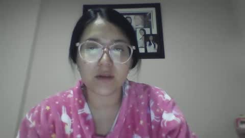 sweetyypeach online show from 18, 12, 2024