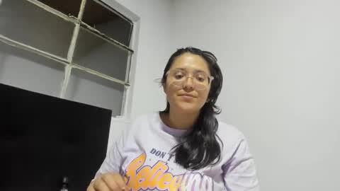 sweetyypeach online show from 12, 1, 2025