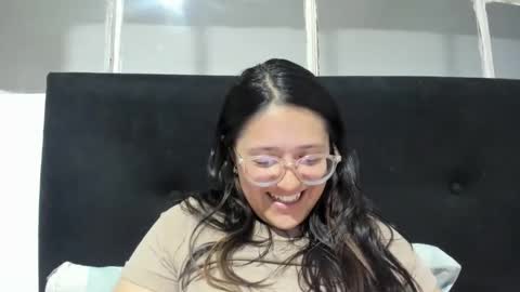 sweetyypeach online show from 21, 1, 2025