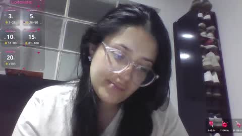 sweetyypeach online show from 18, 9, 2025