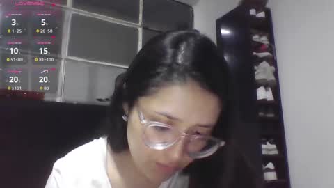 sweetyypeach online show from 19, 9, 2025