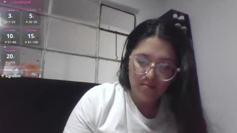 sweetyypeach online show from 23, 9, 2025