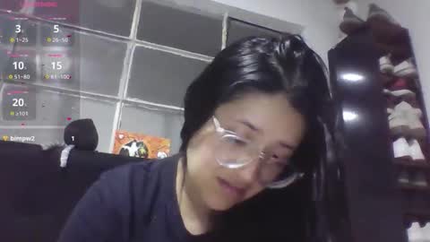 Snapshot of sweetyypeach chatting on 12, 11, 2025 sweetyypeach online show from 12, 11, 2025