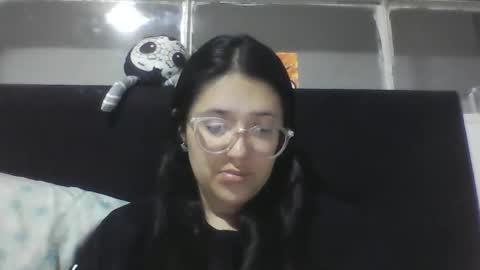 Snapshot of sweetyypeach chatting on 16, 11, 2025 sweetyypeach online show from 16, 11, 2025