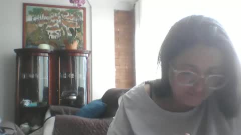 Snapshot of sweetyypeach chatting on 19, 11, 2025 sweetyypeach online show from 19, 11, 2025