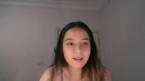 Snapshot of swetynun chatting on 17, 9, 2025 nur online show from 17, 9, 2025