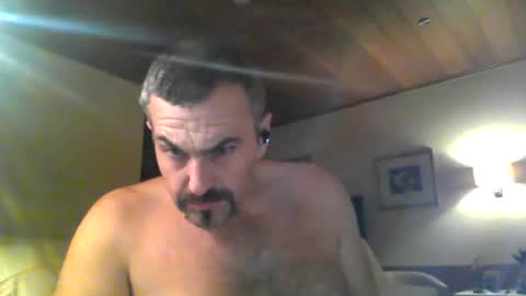 Snapshot of swinger_men_austria chatting on 20, 10, 2025 swinger_men_austria online show from 20, 10, 2025