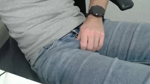 Snapshot of swisstom72 chatting on 9, 9, 2025 swisstom72 online show from 9, 9, 2025