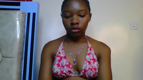 Snapshot of swit_candy chatting on 18, 3, 2026 Candy online show from 18, 3, 2026