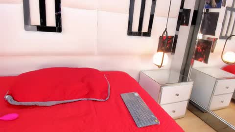 switchalixxon online show from 30, 1, 2025