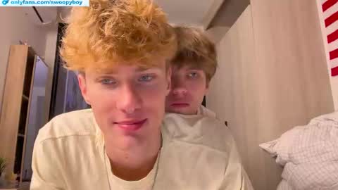 Snapshot of swoopyboy chatting on 18, 11, 2025 swoopyboy online show from 18, 11, 2025