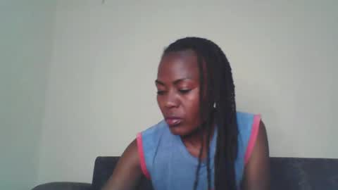 Snapshot of swtebony1 chatting on 2, 4, 2026 ALICIA online show from 2, 4, 2026