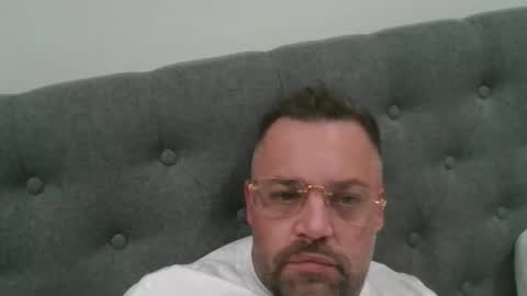 sxylegsturnmeon online show from 9, 11, 2025