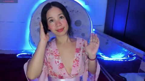 Snapshot of sylphy17 chatting on 1, 11, 2025 sylphy17 online show from 1, 11, 2025