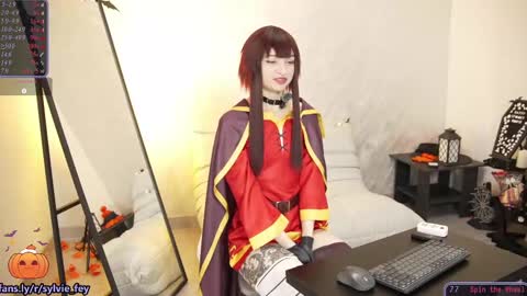 Snapshot of sylvie_fey chatting on 31, 10, 2025 Sylvie online show from 31, 10, 2025