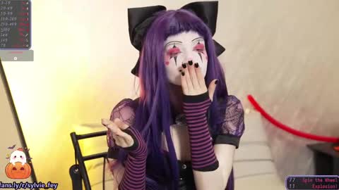 Snapshot of sylvie_fey chatting on 1, 11, 2025 Sylvie online show from 1, 11, 2025