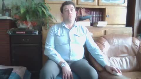 Snapshot of sympa_trique chatting on 11, 2, 2025 sympa_trique online show from 11, 2, 2025